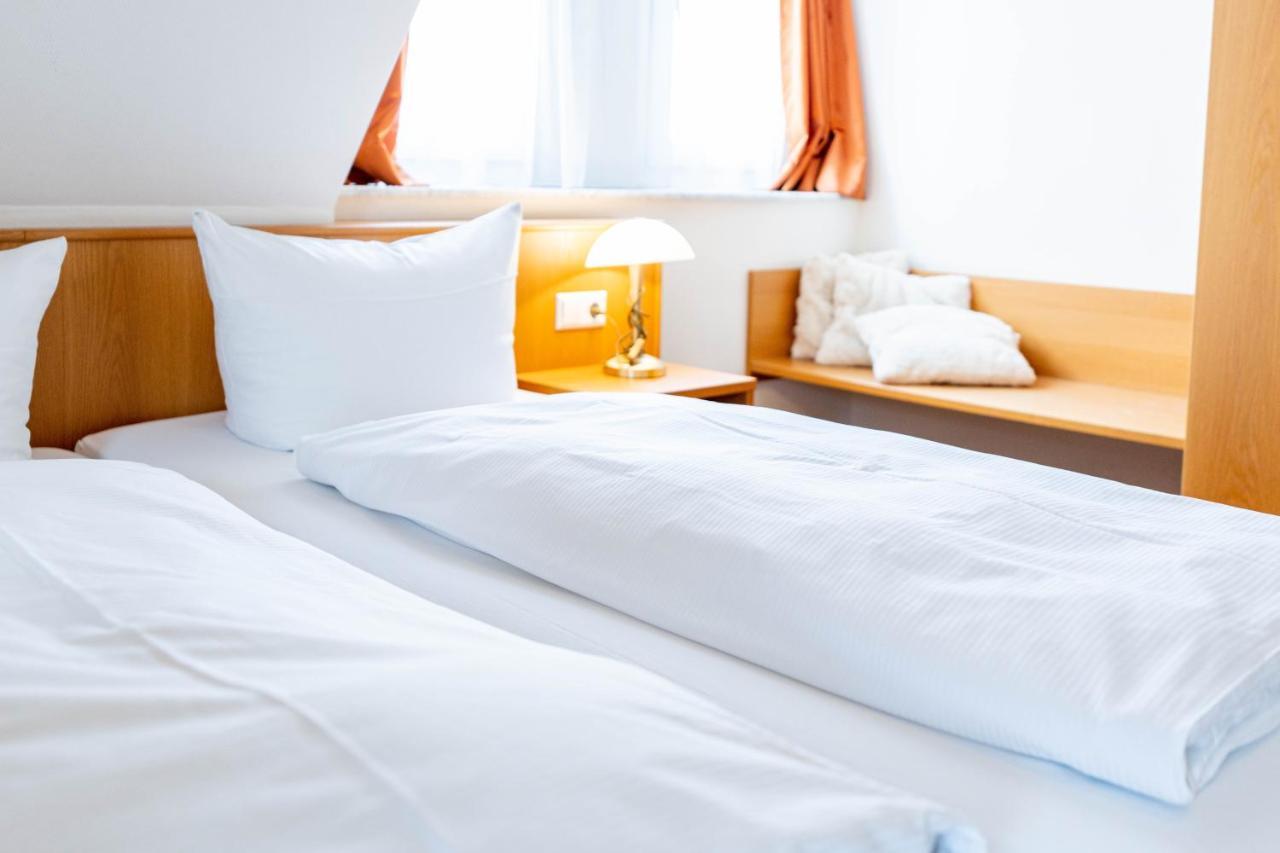 Hotel Am Roemerplatz Ulm Zewnętrze zdjęcie