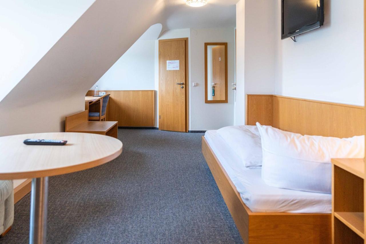 Hotel Am Roemerplatz Ulm Zewnętrze zdjęcie