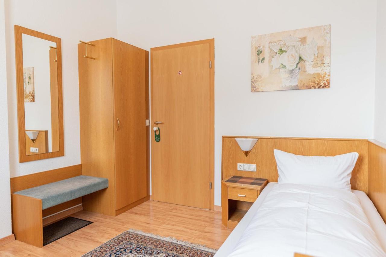Hotel Am Roemerplatz Ulm Zewnętrze zdjęcie