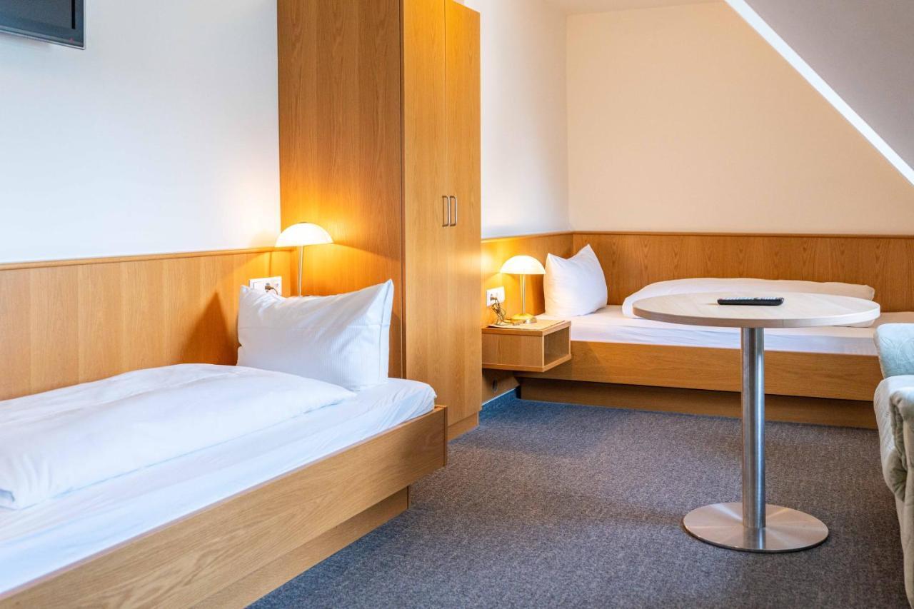 Hotel Am Roemerplatz Ulm Zewnętrze zdjęcie