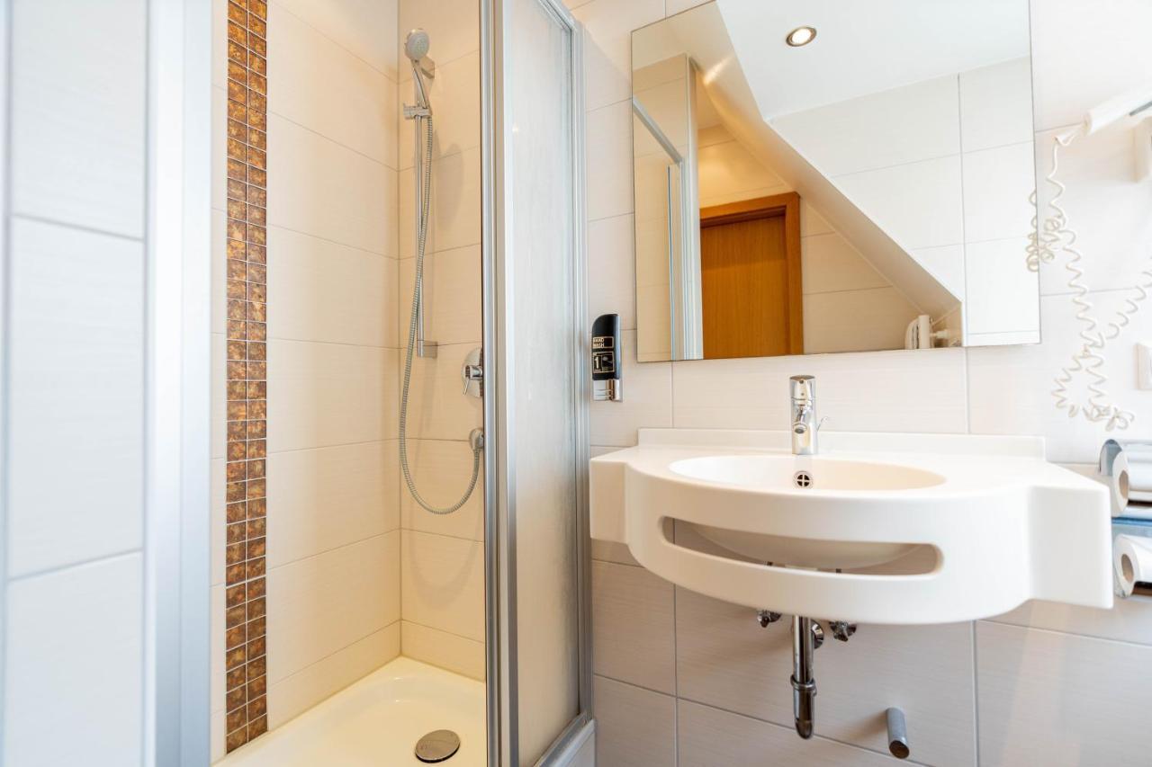Hotel Am Roemerplatz Ulm Zewnętrze zdjęcie