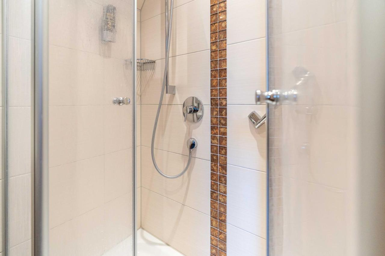 Hotel Am Roemerplatz Ulm Zewnętrze zdjęcie
