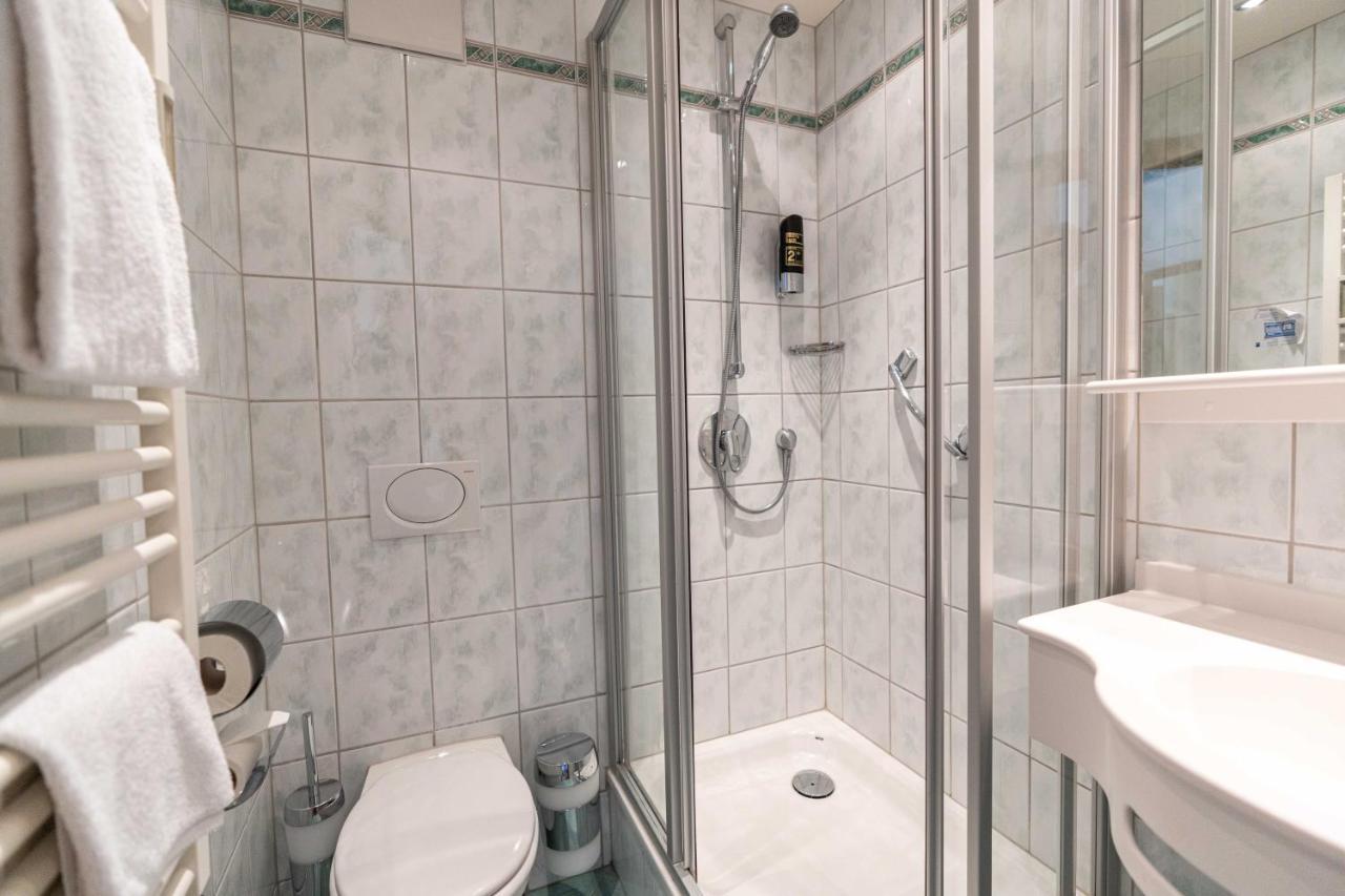 Hotel Am Roemerplatz Ulm Zewnętrze zdjęcie
