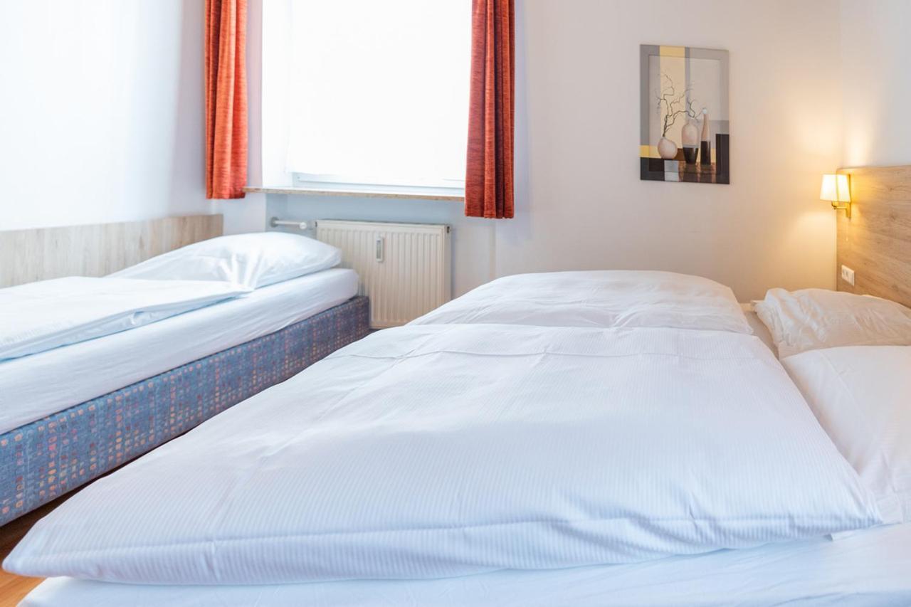 Hotel Am Roemerplatz Ulm Zewnętrze zdjęcie