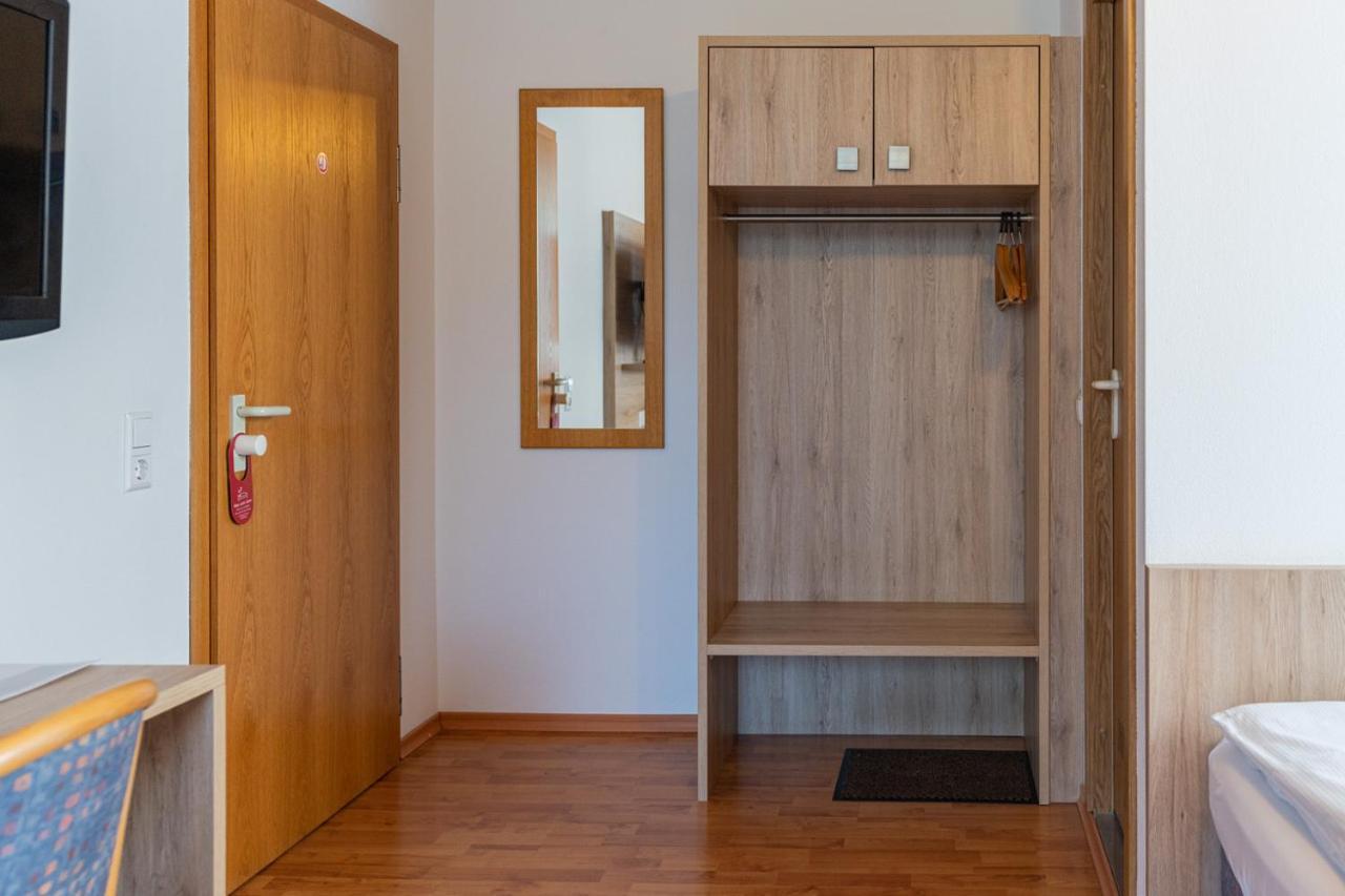 Hotel Am Roemerplatz Ulm Zewnętrze zdjęcie